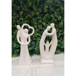 ENFEITE MCMC-37A/MCMC-37F CASAL BRANCO DE PORCELANA A17CM