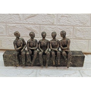ESCULTURA 21561 PESSOAS EM POLIRRESINA A18XC40CM